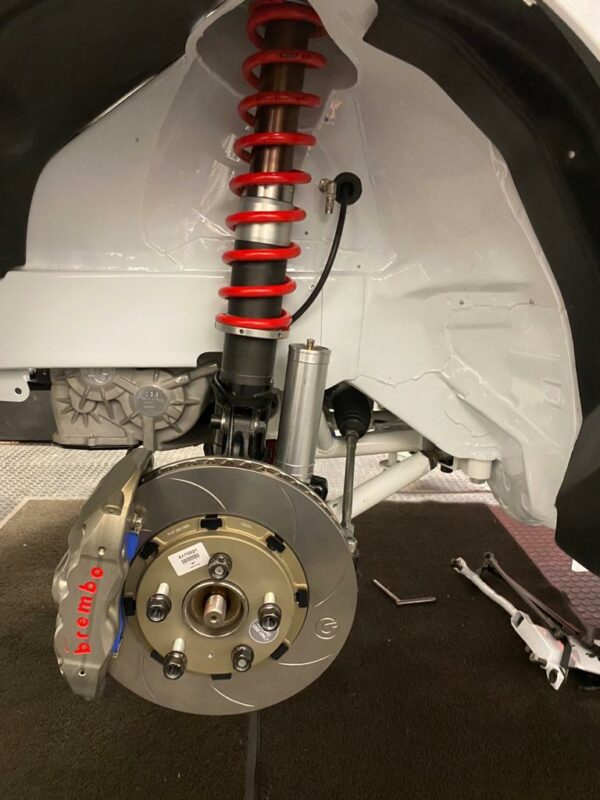 Evo 10 Brembo Brake Kit – Front - Image 3